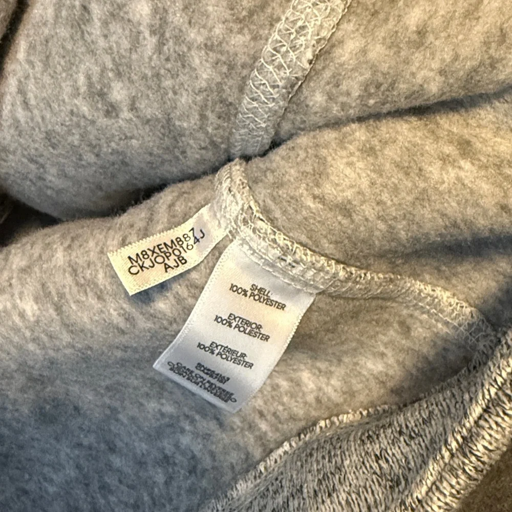 Calvin Klein zip fleece, NWT, M - Picture 4 of 8
